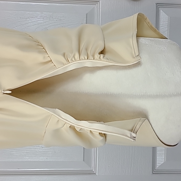 Mundefeis Botique Brand Bodysuit NWT - Picture 7 of 13